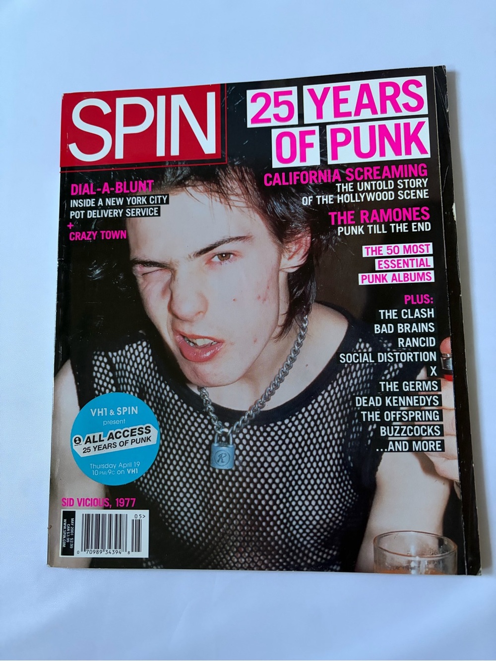 Vintage SPIN Magazine 25 Years of Punk Issue 
Sex Pistols the ramones bad brains
